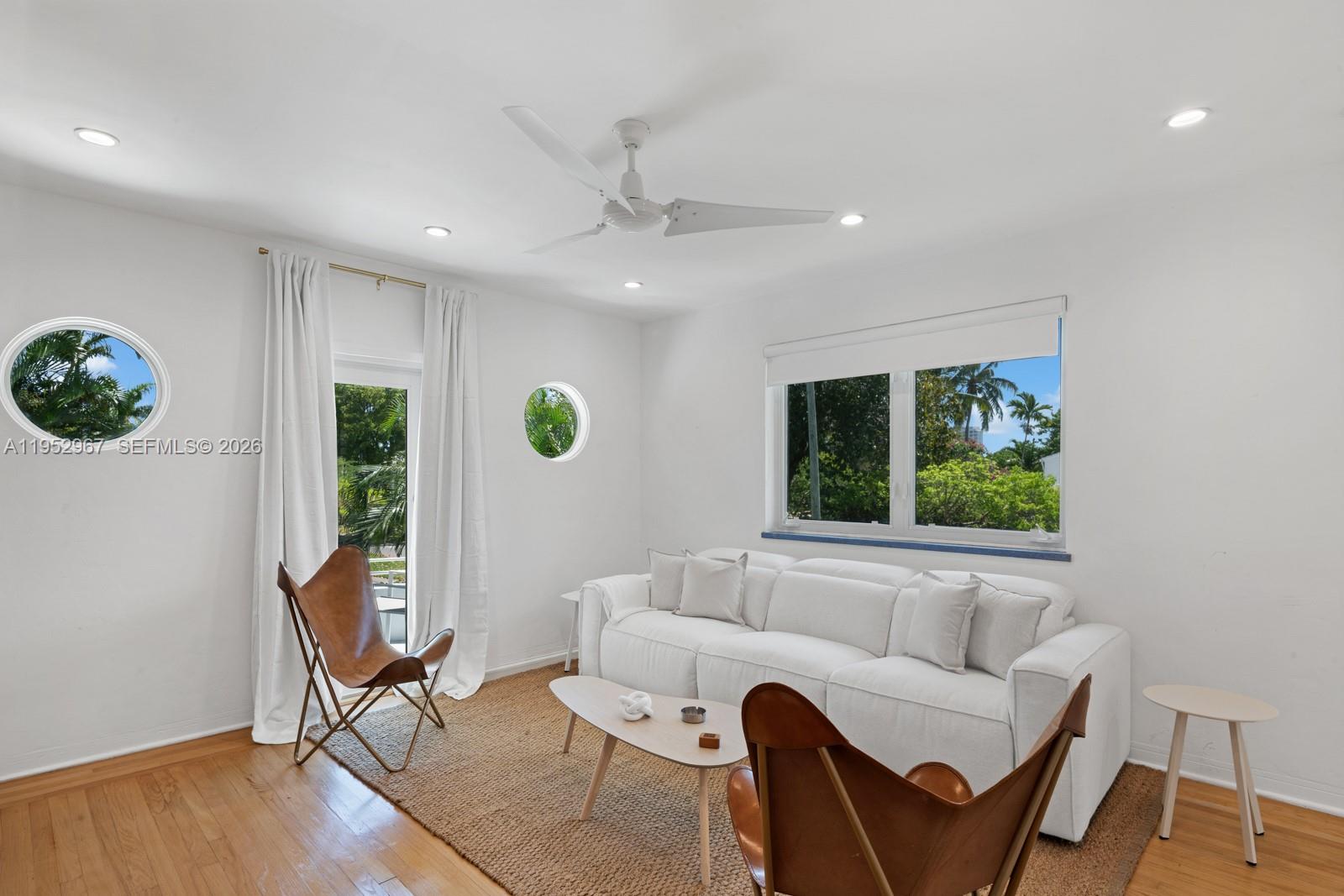 SURPRISE LAKE - Residential