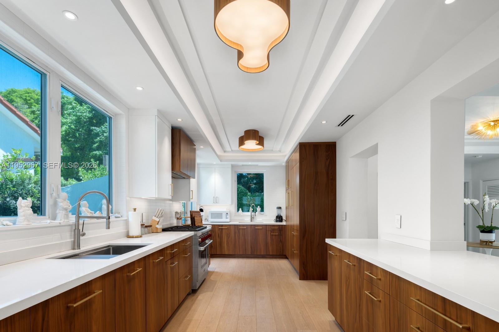 SURPRISE LAKE - Residential