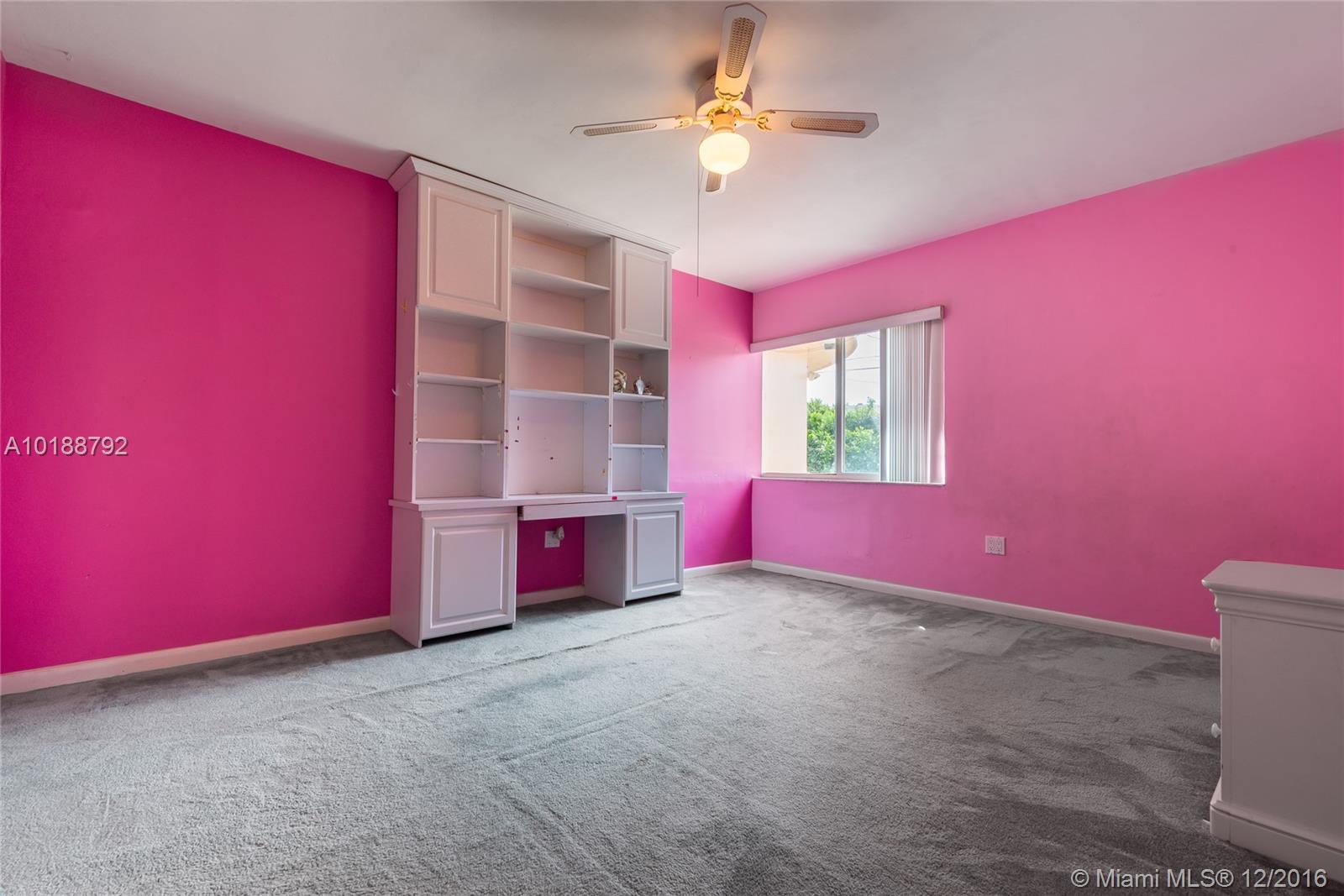 NORMANDY SHORES - Residential