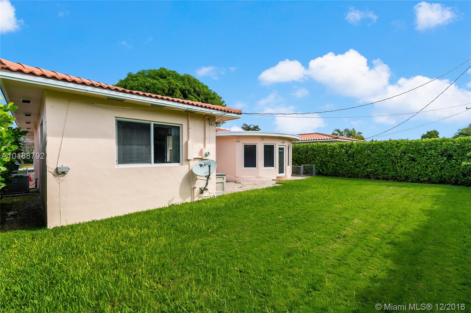 NORMANDY SHORES - Residential