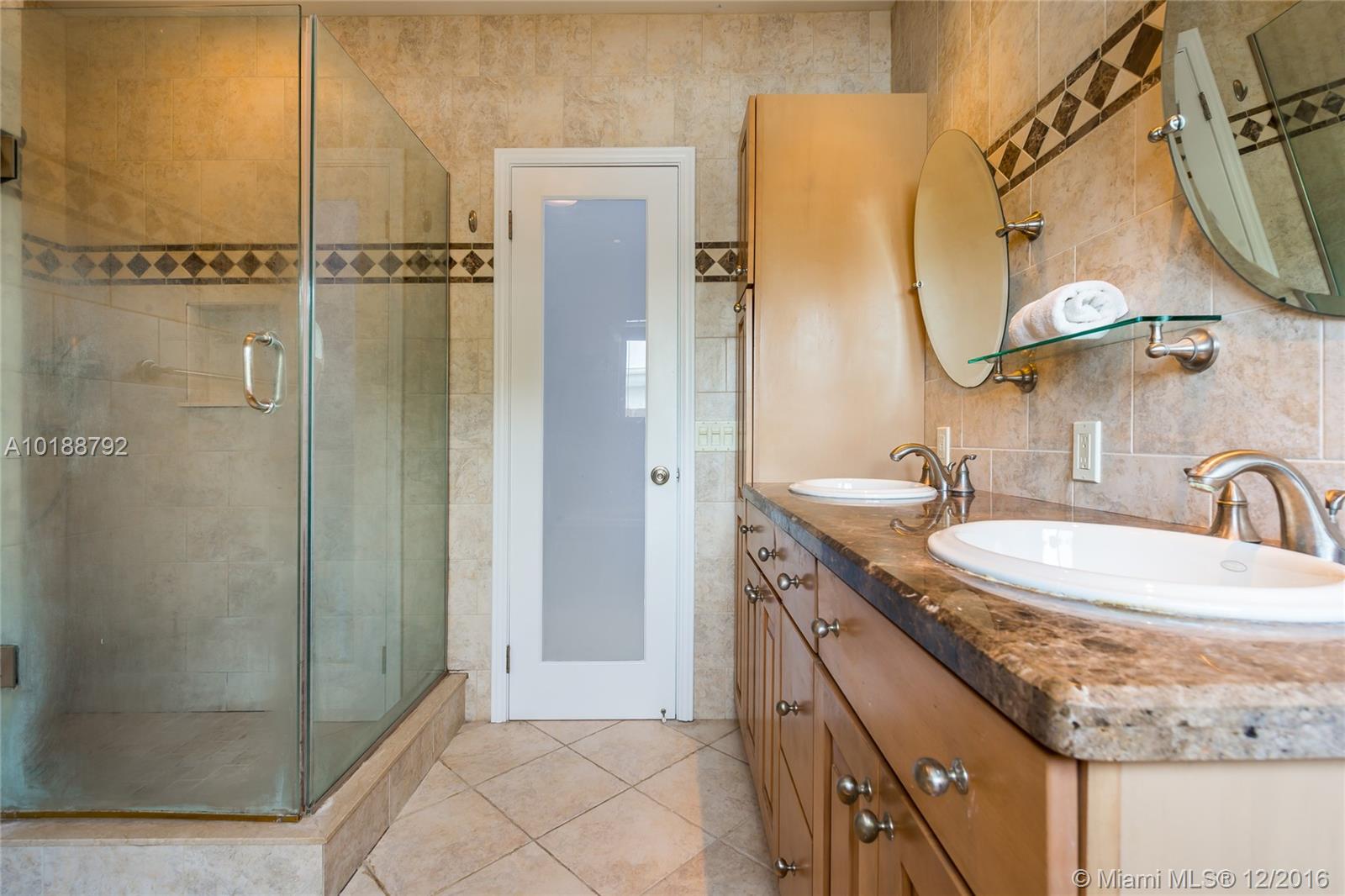 NORMANDY SHORES - Residential