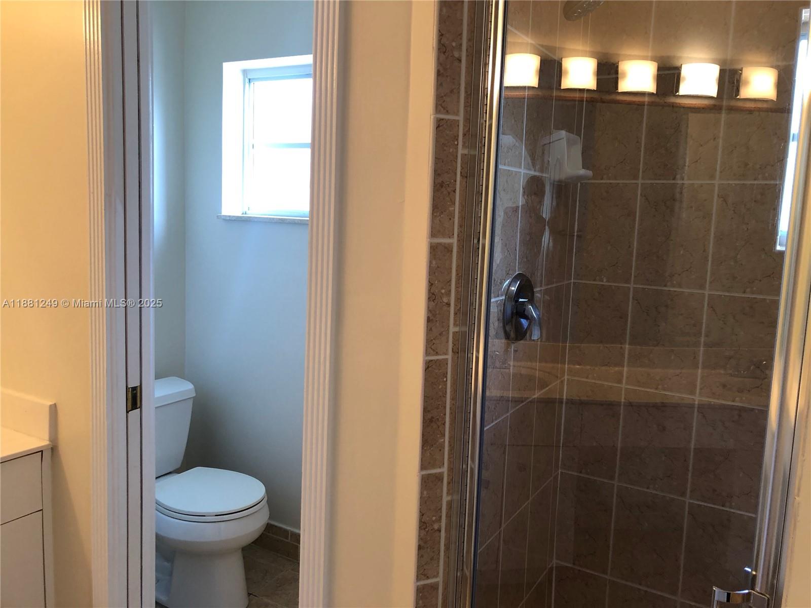 Viscaya Somerset Cove - Residential Lease