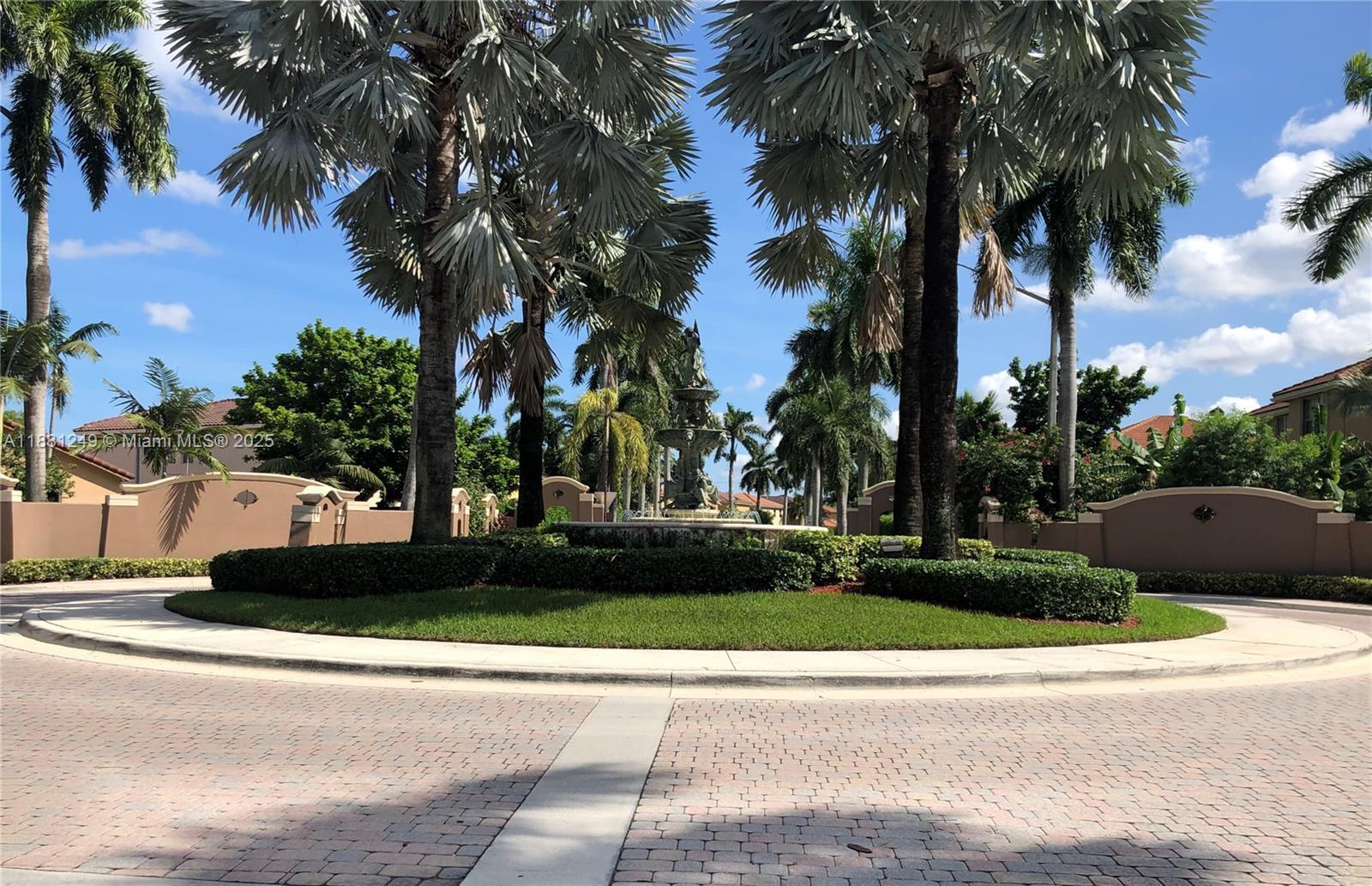 Viscaya Somerset Cove - Residential Lease