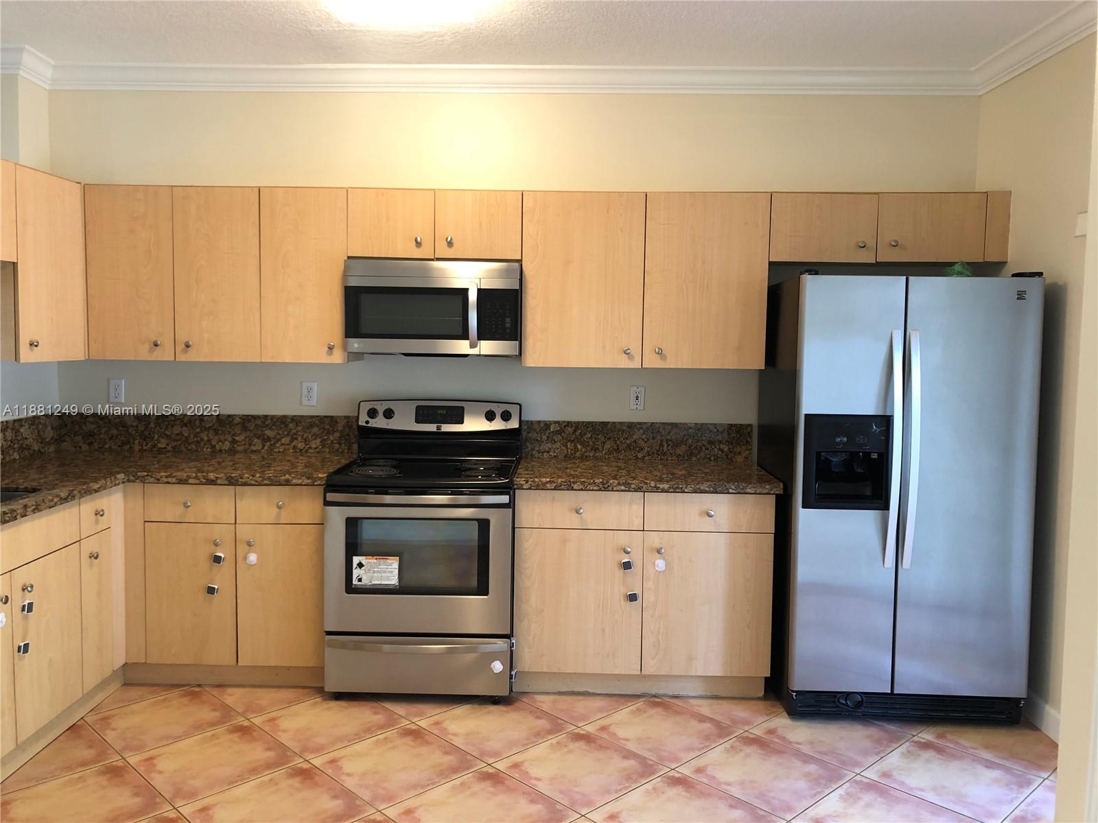 Viscaya Somerset Cove - Residential Lease