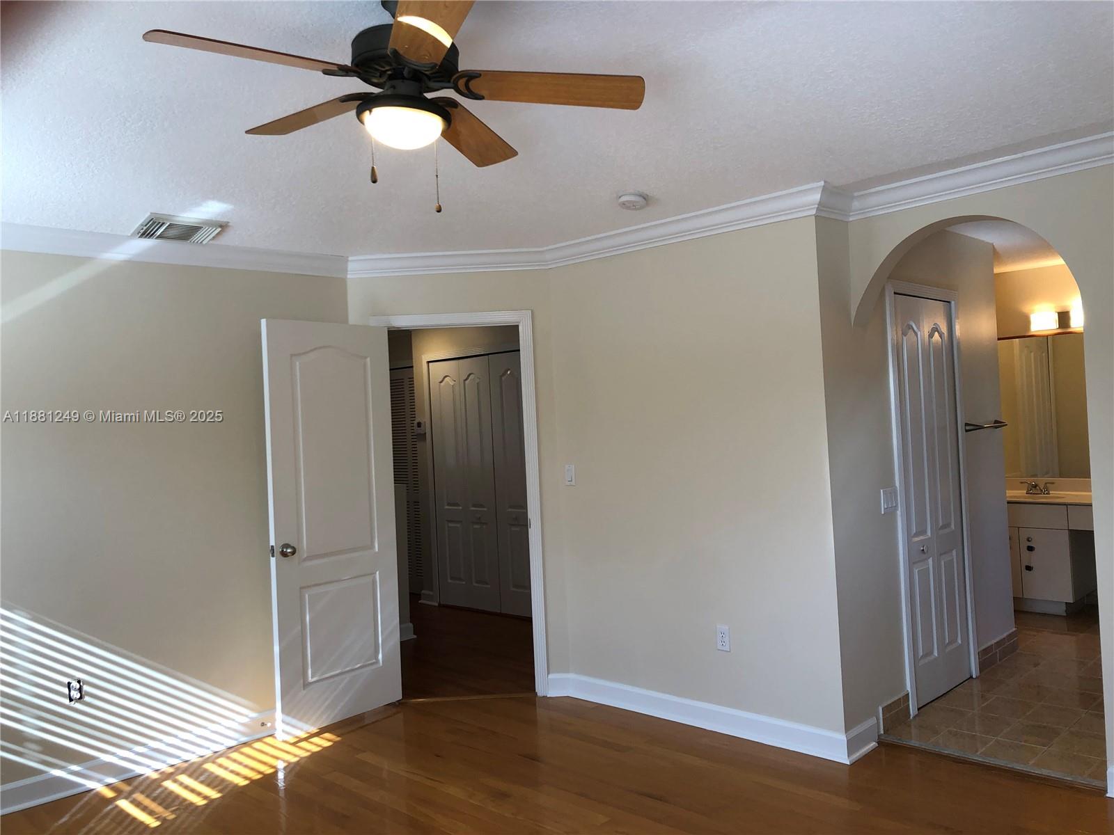 Viscaya Somerset Cove - Residential Lease