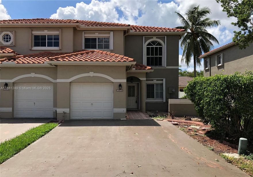 Spacious 3/3 townhome with large patio and one-car garage in Vizcaya, a guard-gated community. The property features a bedroom downstairs, a washer and dryer upstairs, and has tile flooring downstairs and hardwood floors upstairs. Community is conveniently located near the turnpike and I-75.