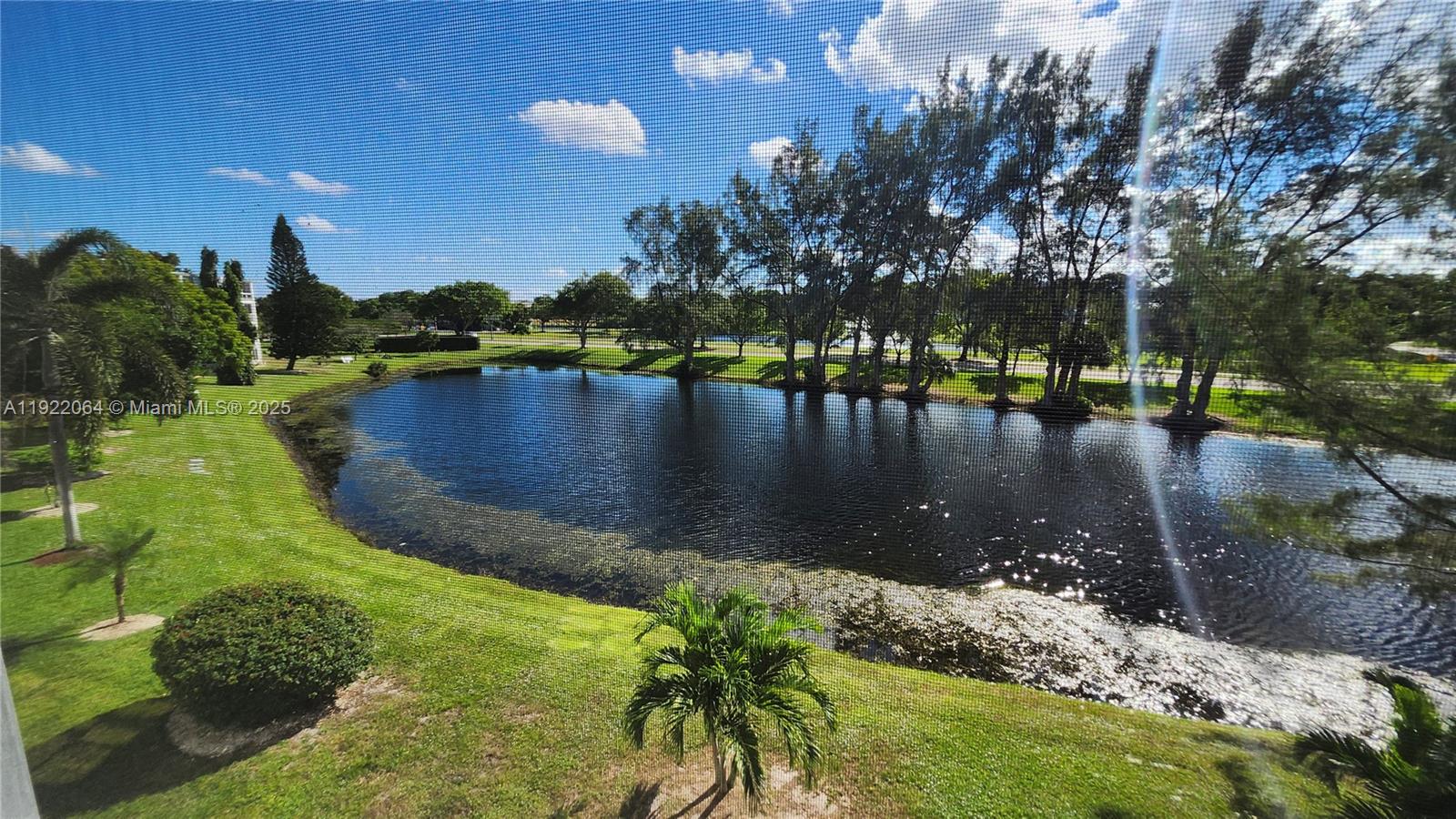 CAMBRIDGE G CONDO - Residential