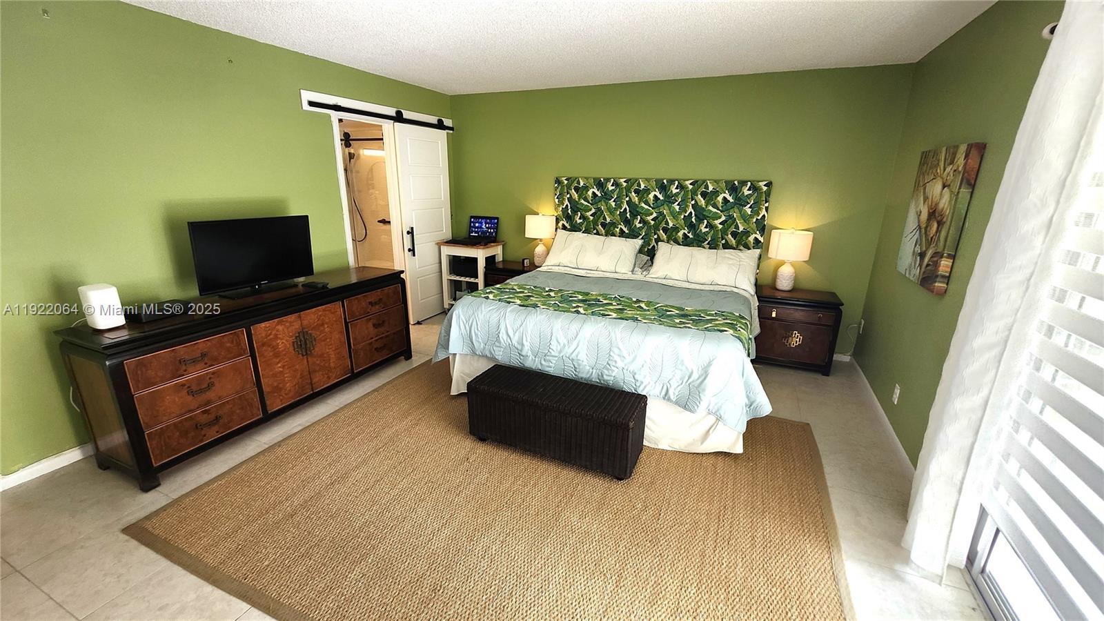 CAMBRIDGE G CONDO - Residential