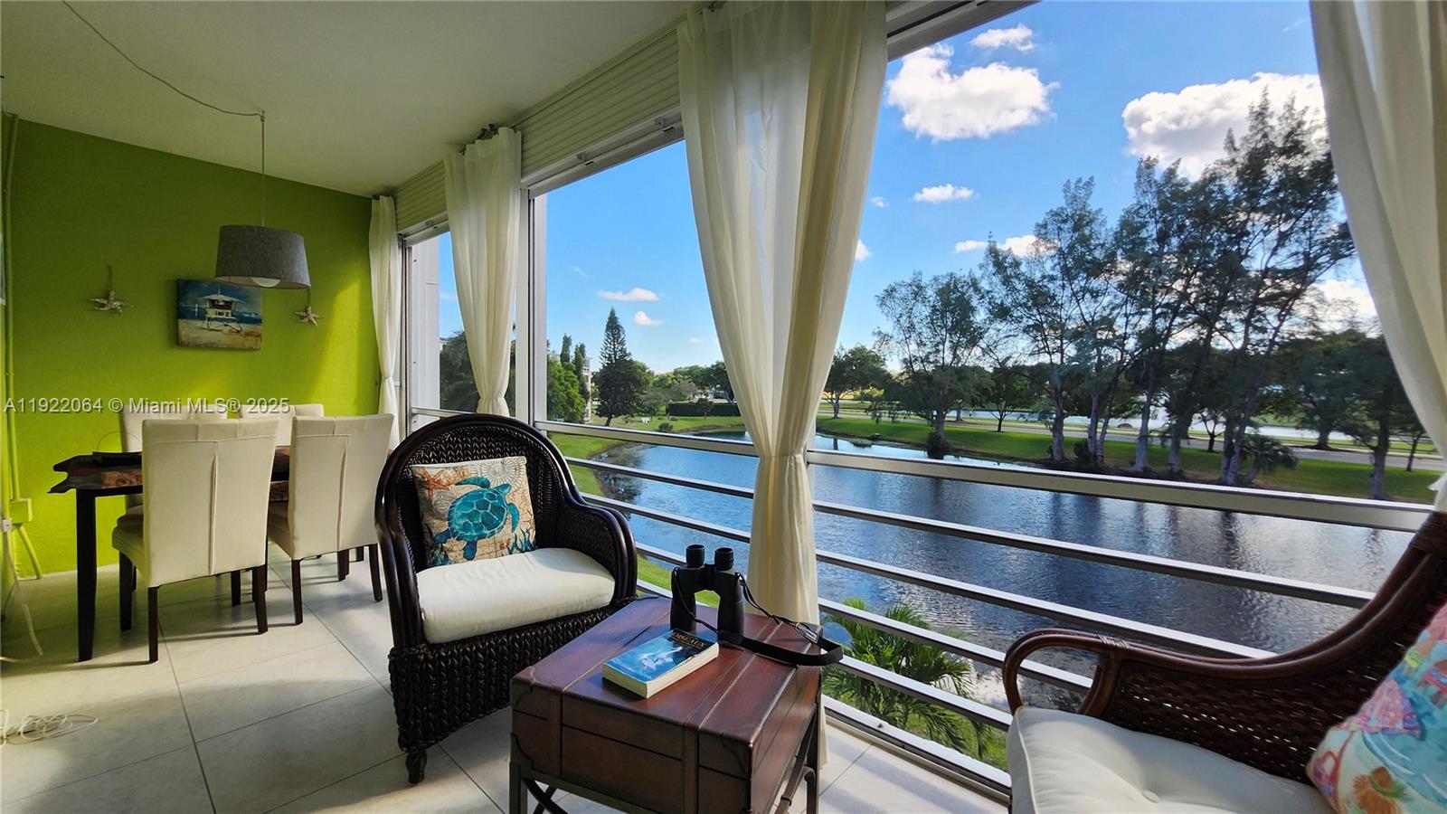 CAMBRIDGE G CONDO - Residential