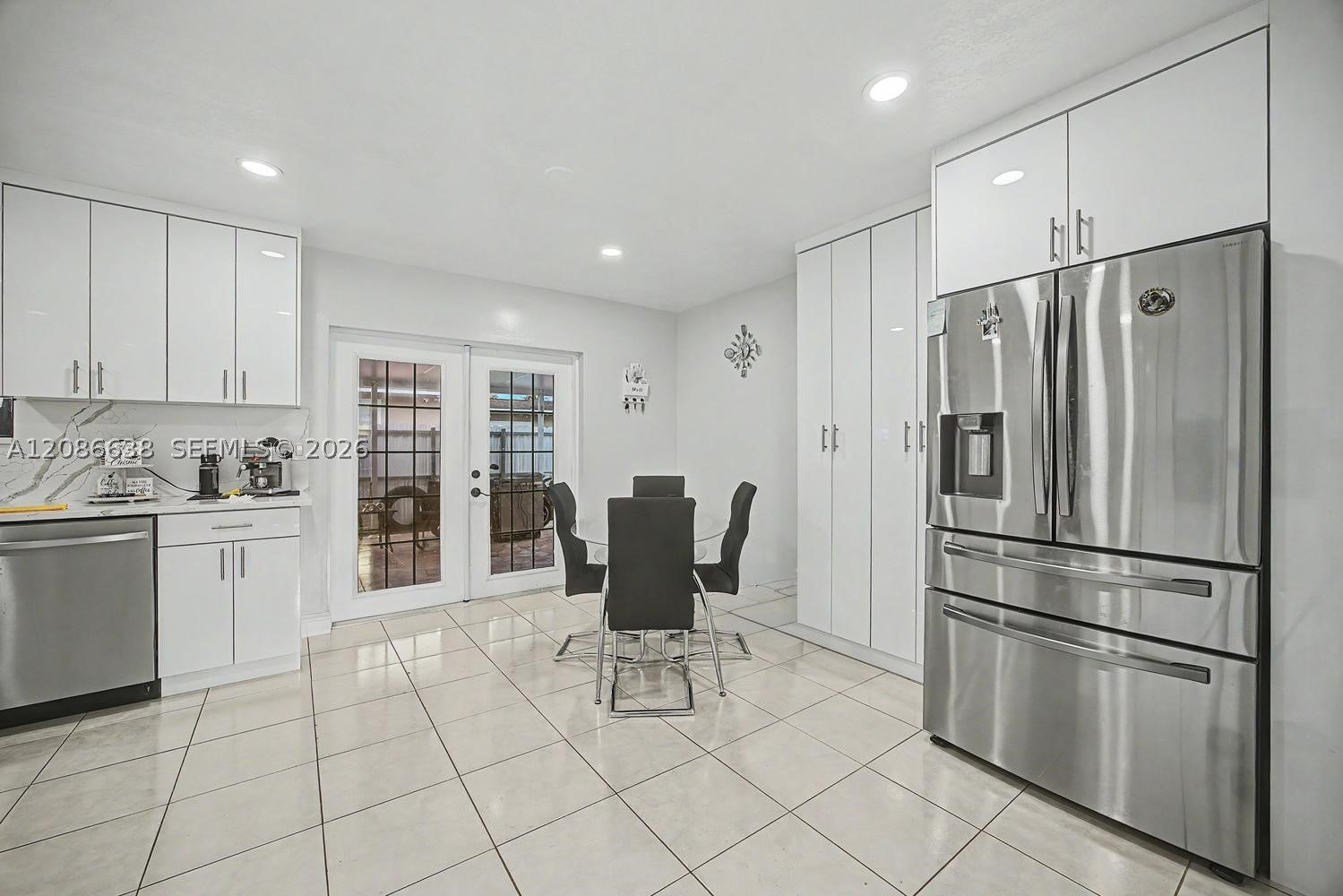 17330 SW 302nd St, Homestead, FL, 33030/$549,000 4 17330 SW 302nd St