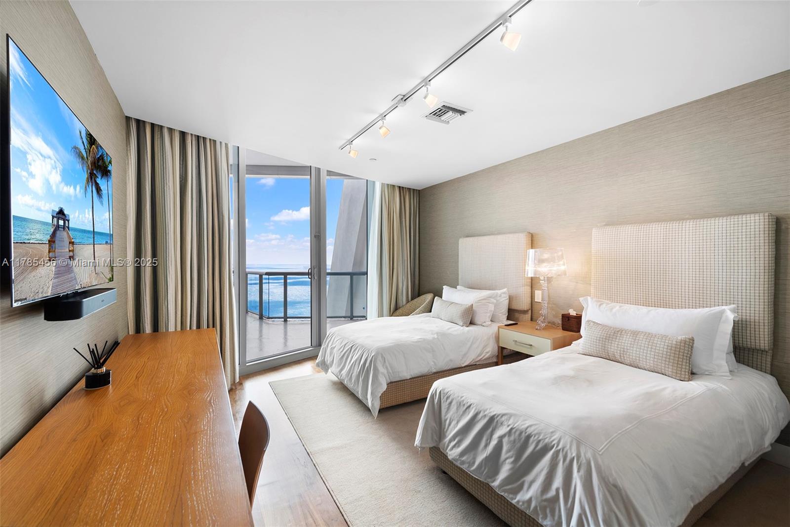 JADE OCEAN CONDO - Residential