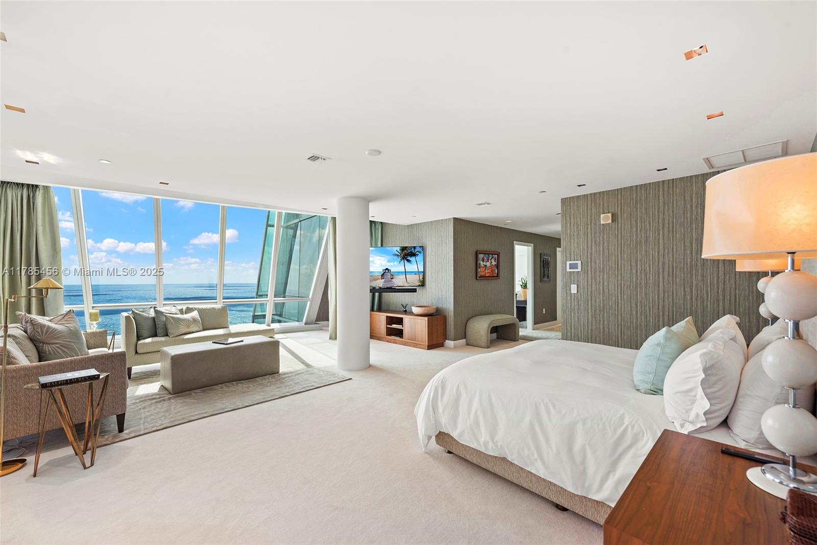 JADE OCEAN CONDO - Residential