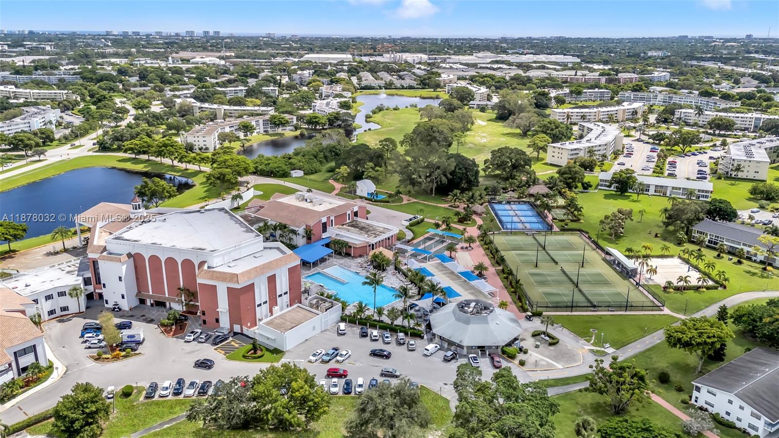 LYNDHURST I CONDO - Residential