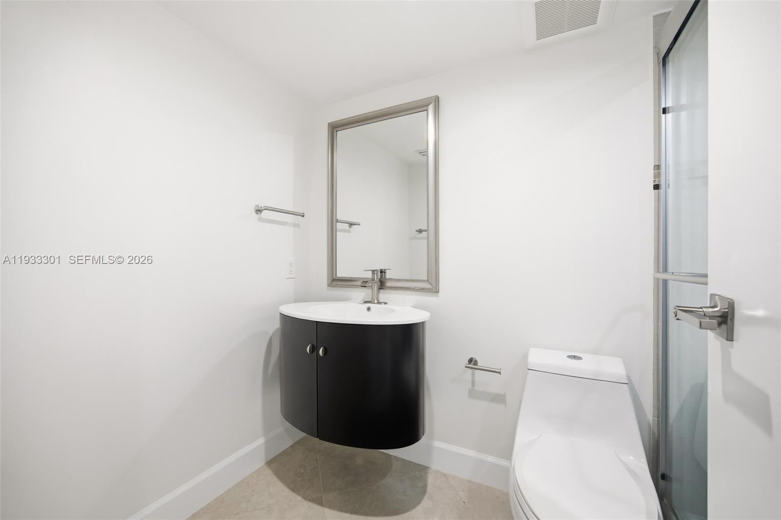 THE GRANDVIEW PALACE COND - Residential