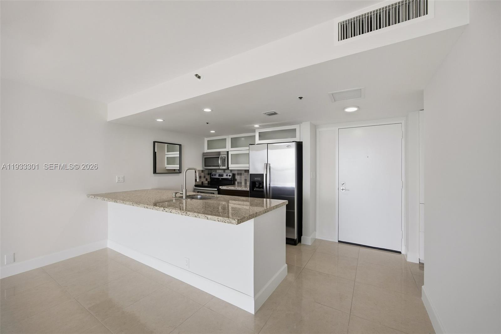 THE GRANDVIEW PALACE COND - Residential