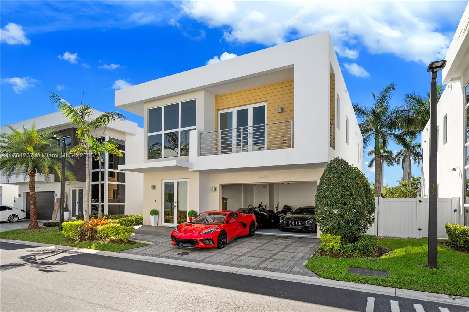 Property for Sale at 9830 Nw 74th Ter, Doral, Miami-Dade County, Florida - Bedrooms: 4 
Bathrooms: 4  - $1,549,999