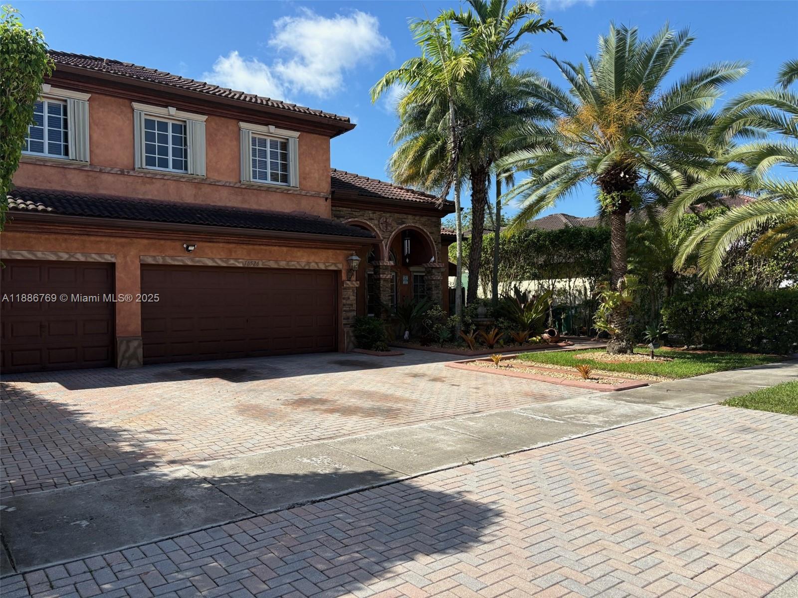 16526 SW 51st Ter