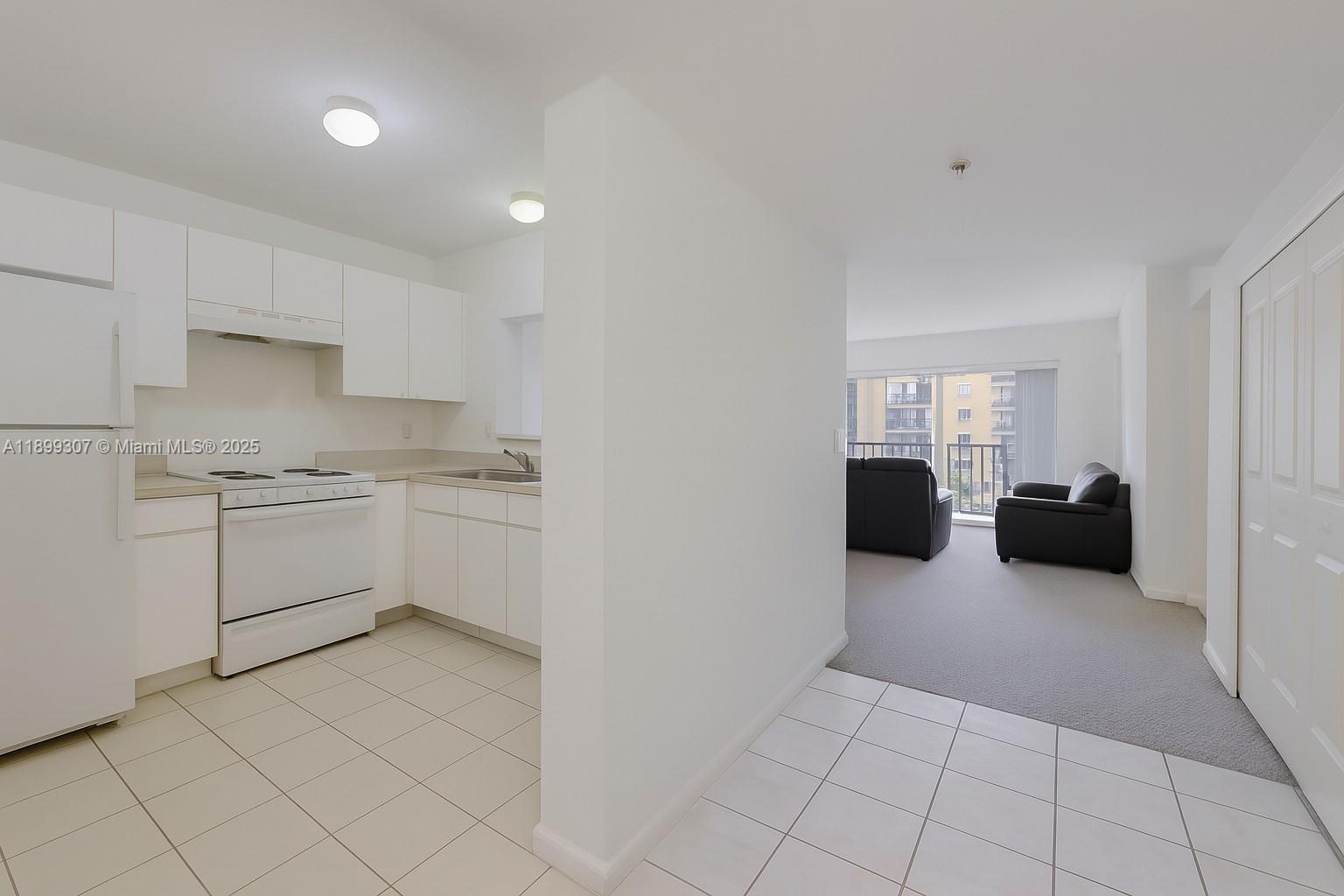 BEACH POINT CLUB CONDO - Residential