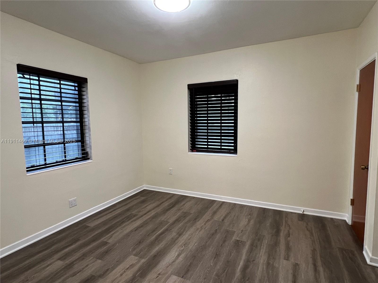 COUNTRY CLUB ESTS SEC 3 - Residential Lease