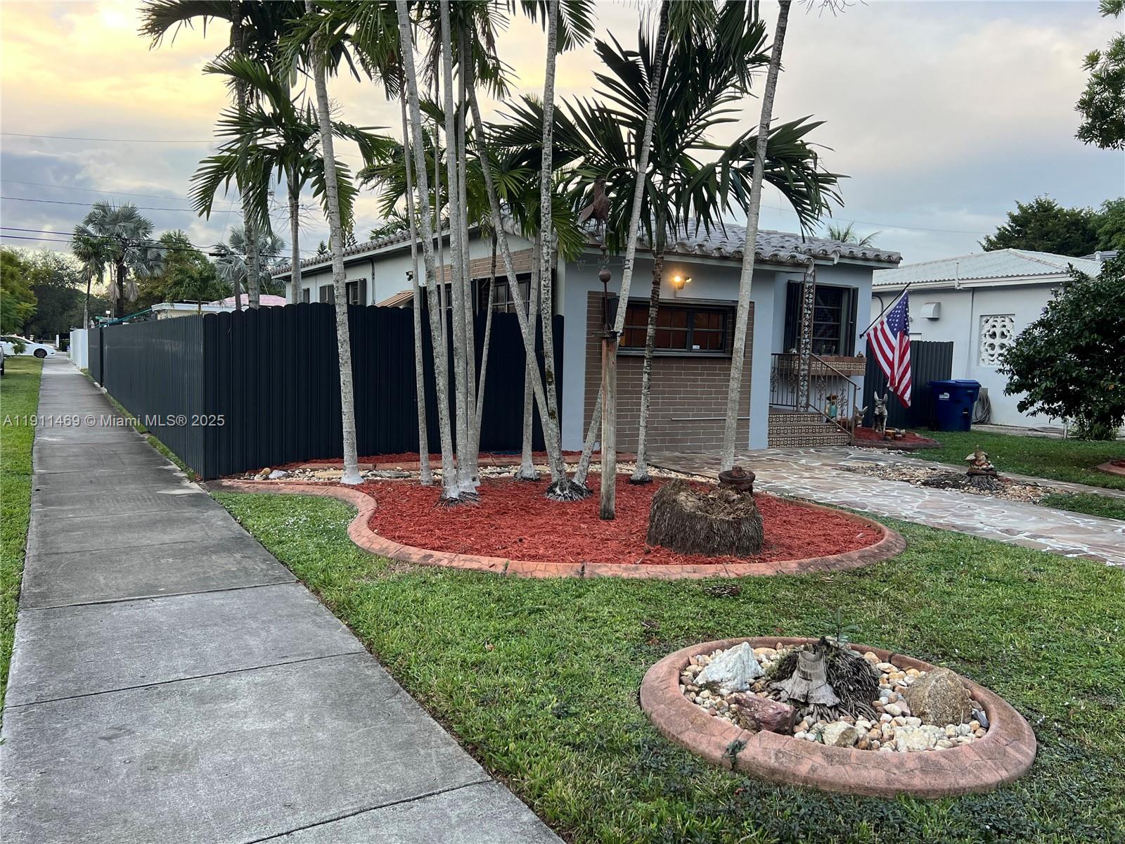 COUNTRY CLUB ESTS SEC 3 - Residential Lease