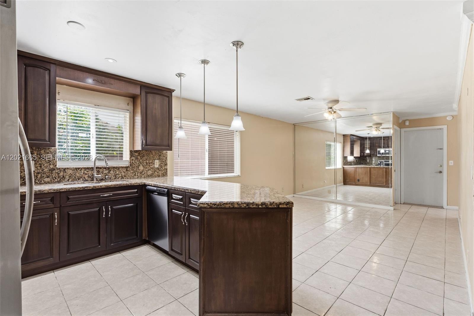 CINNAMON PLACE V - Residential