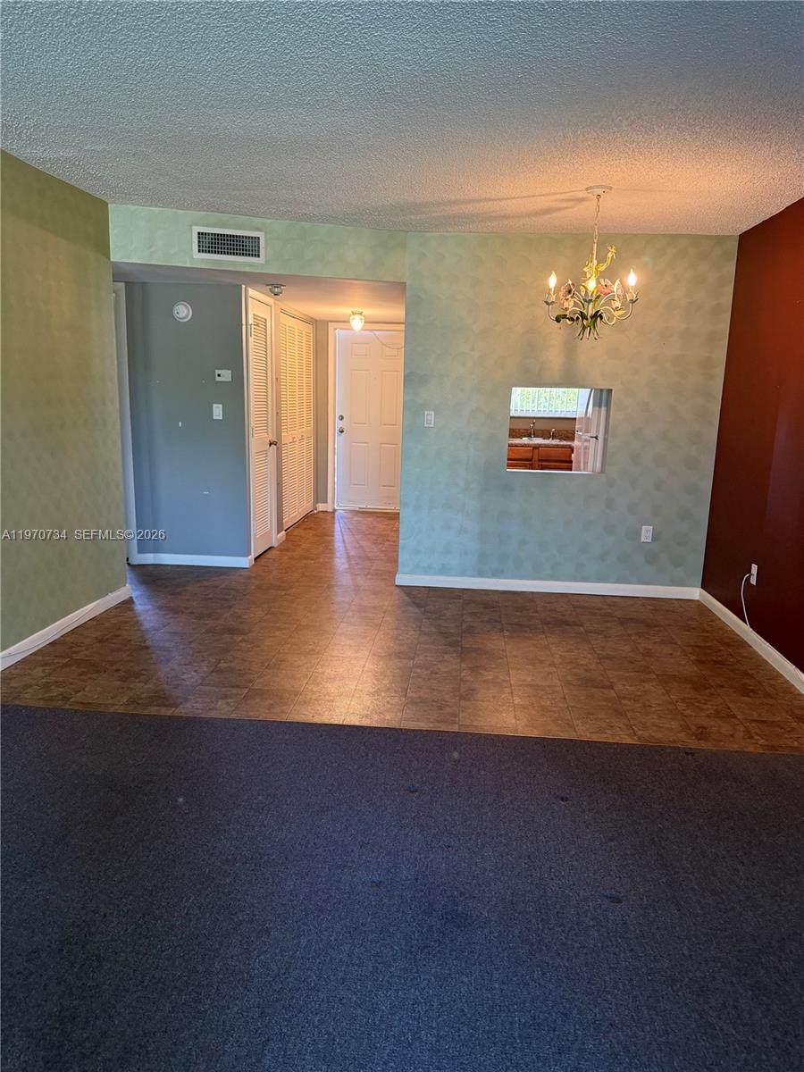 2721 N Pine Island Rd 202