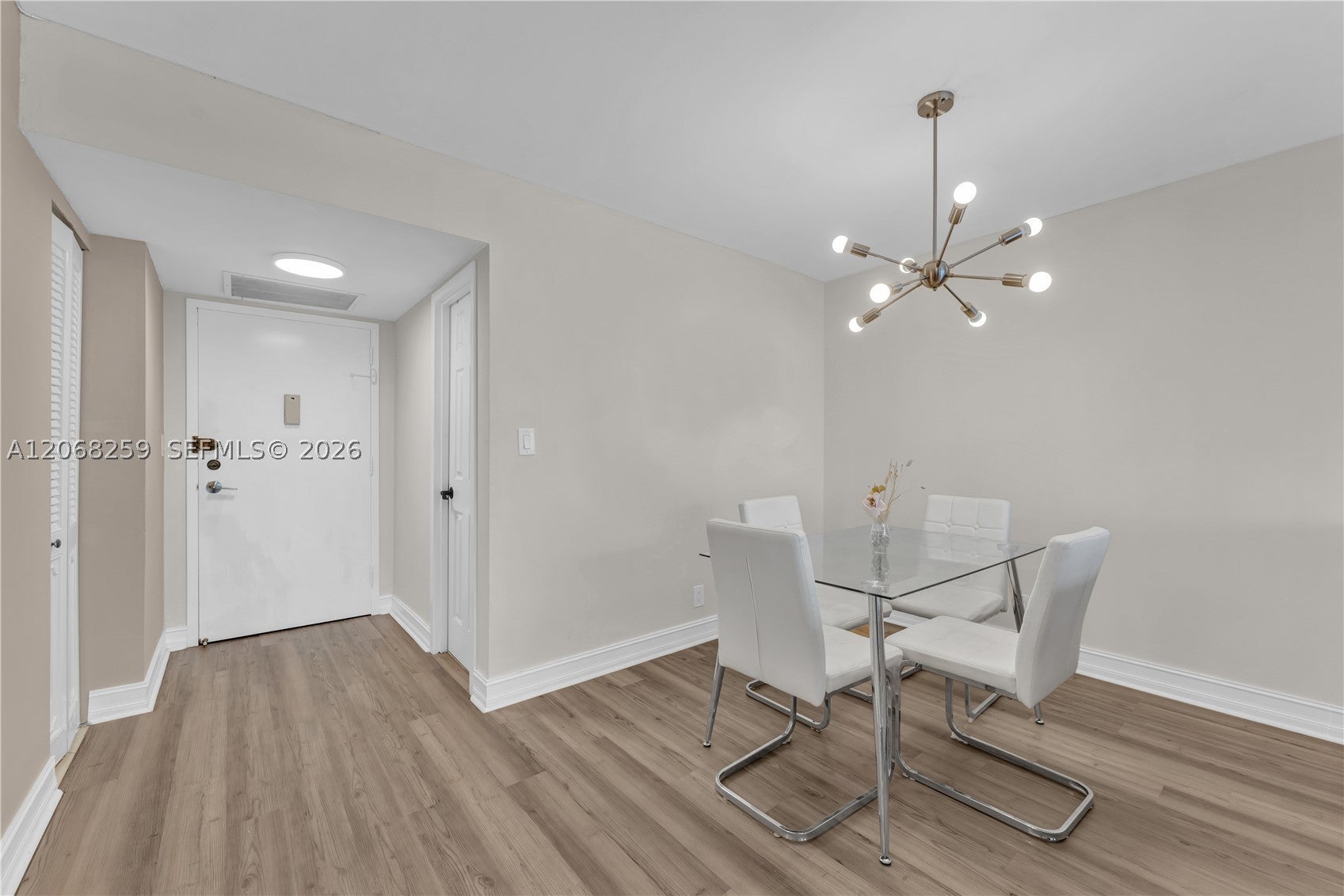 1000 Parkview Dr 1007
