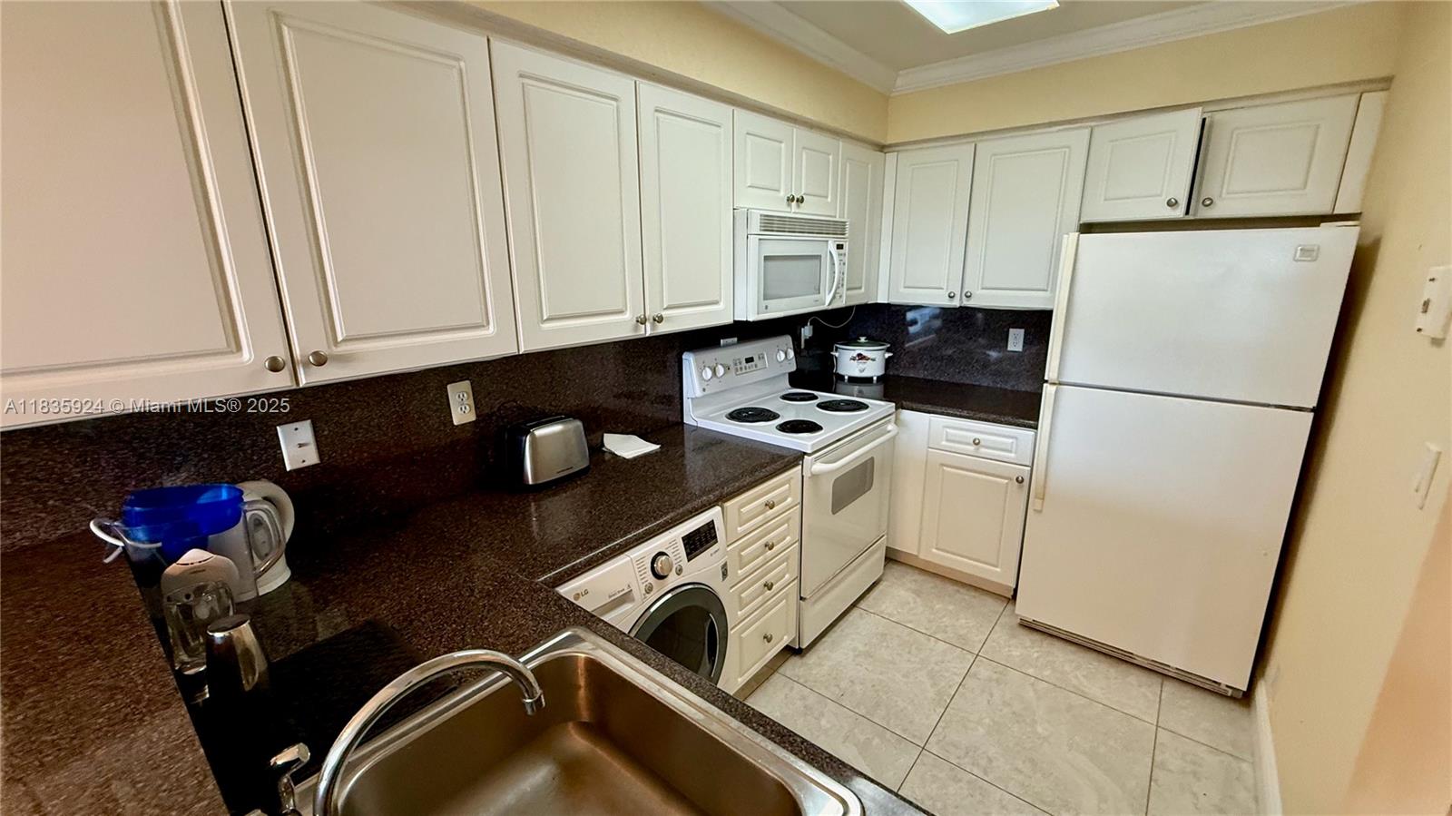 2501 S Ocean Dr 427