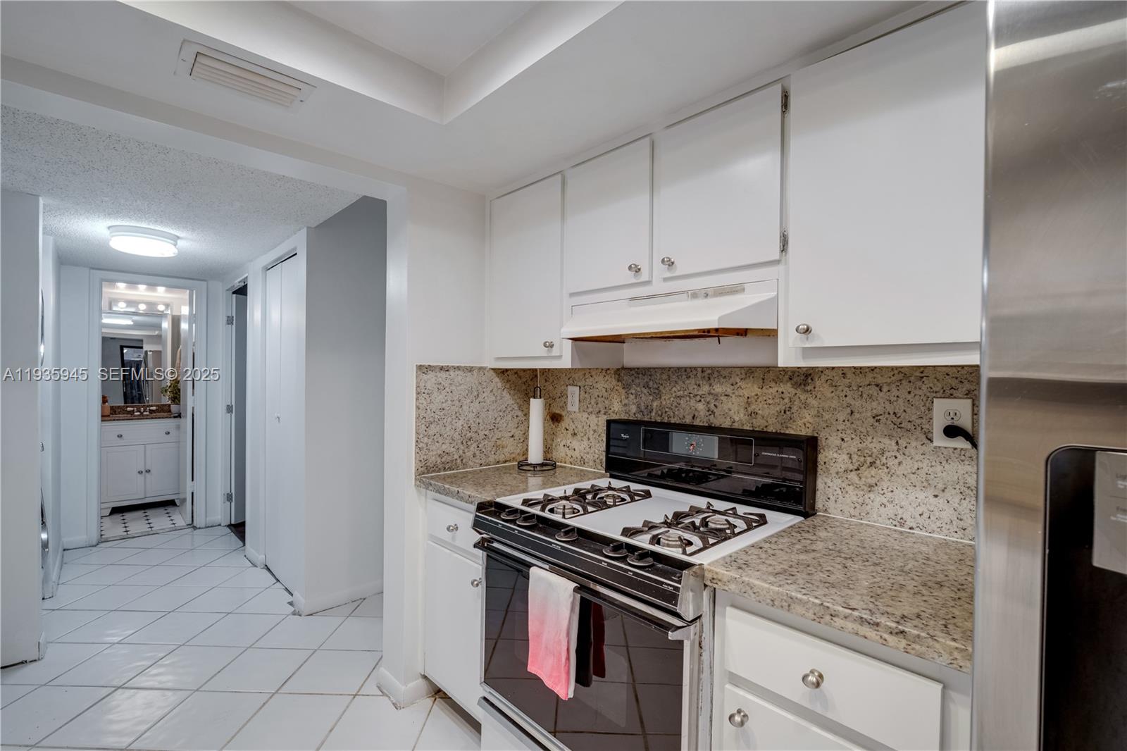 11483 SW 109th RD 2E