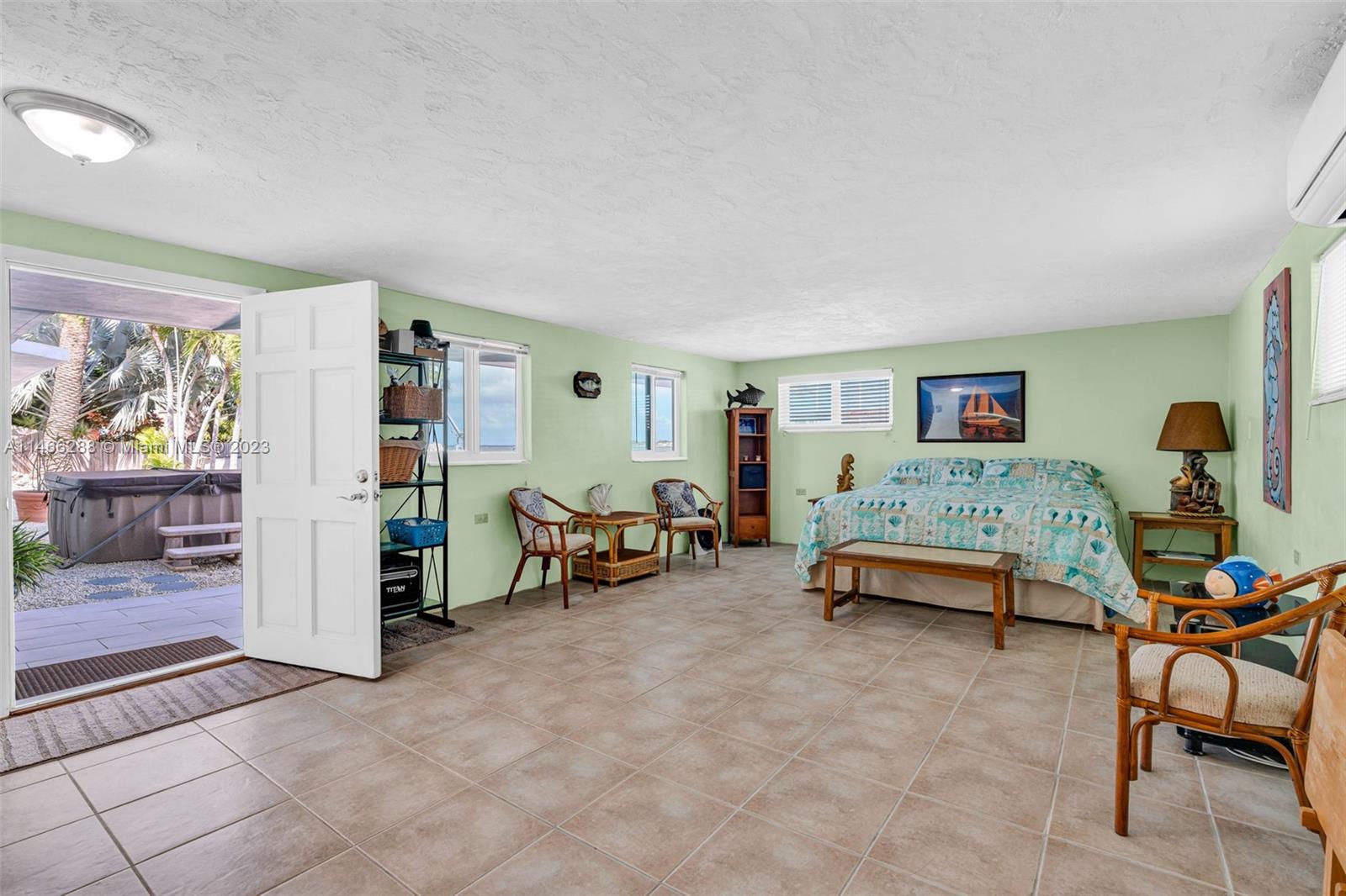 PIRATES COVE 1ST ADD - Residential