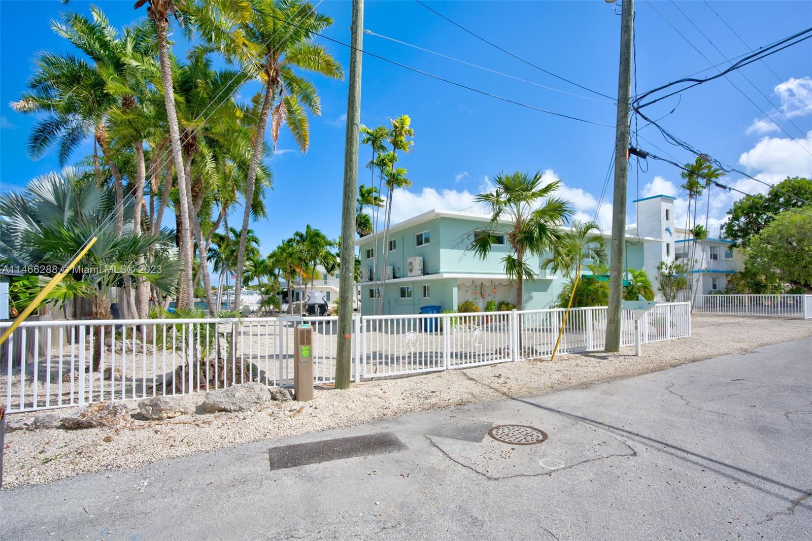 PIRATES COVE 1ST ADD - Residential