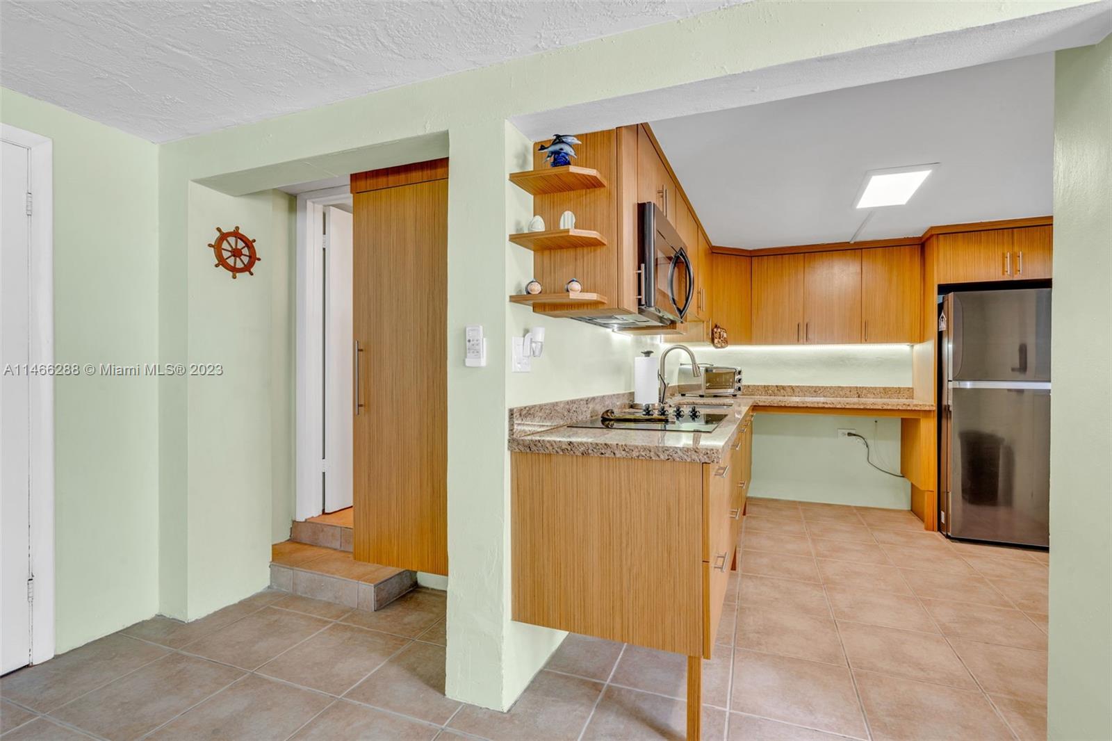 PIRATES COVE 1ST ADD - Residential