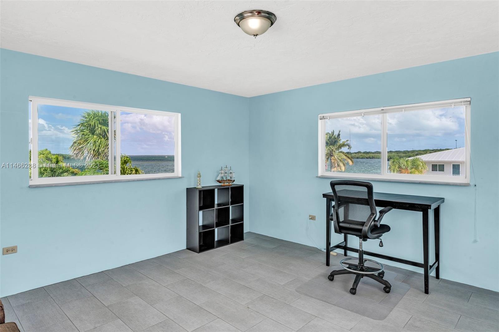 PIRATES COVE 1ST ADD - Residential