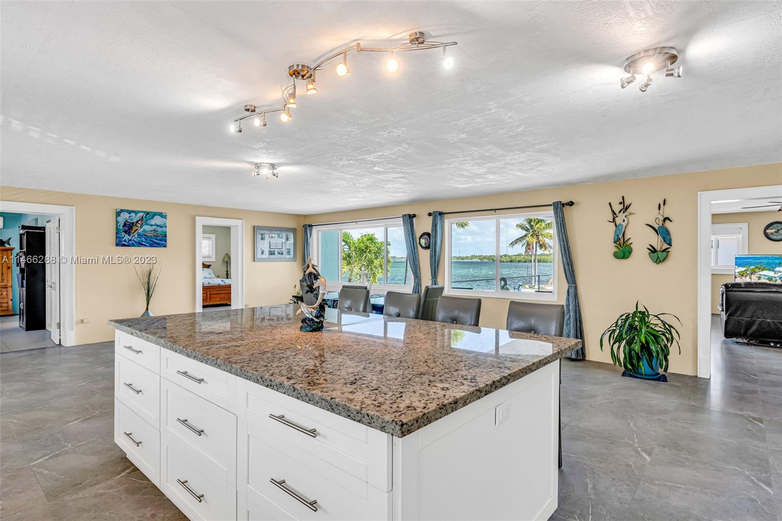 PIRATES COVE 1ST ADD - Residential