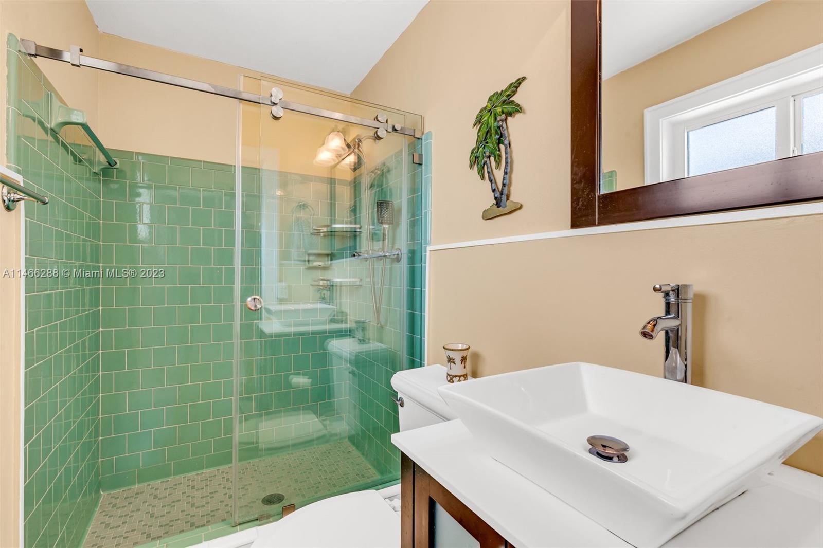 PIRATES COVE 1ST ADD - Residential