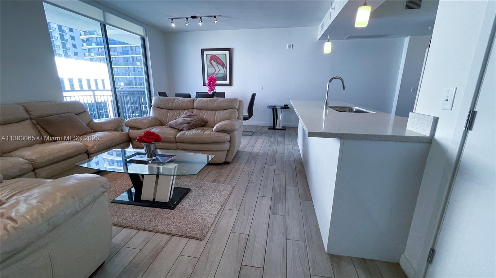 Photo 1 of 62 of 999 SW 1st Ave 3014 condo