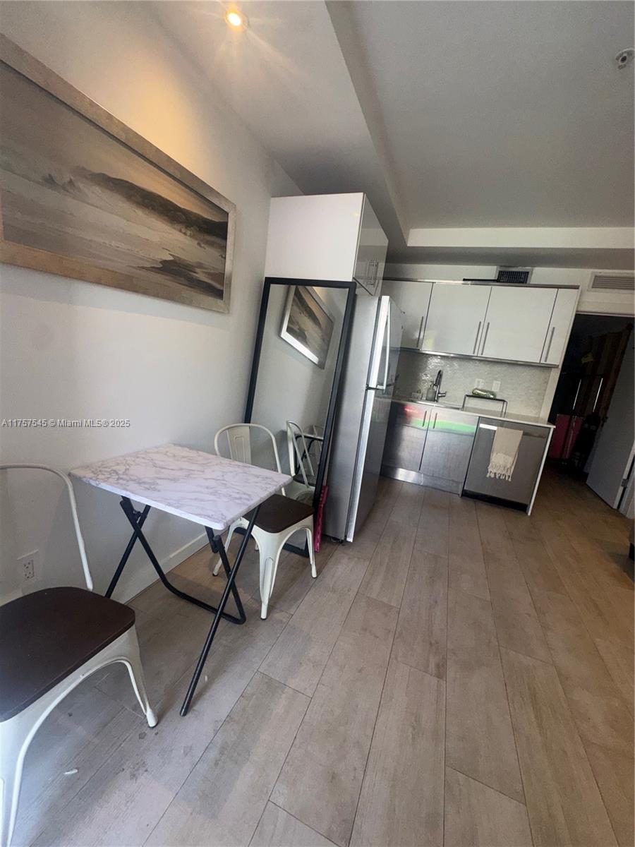 LINCOLN SUB - Residential