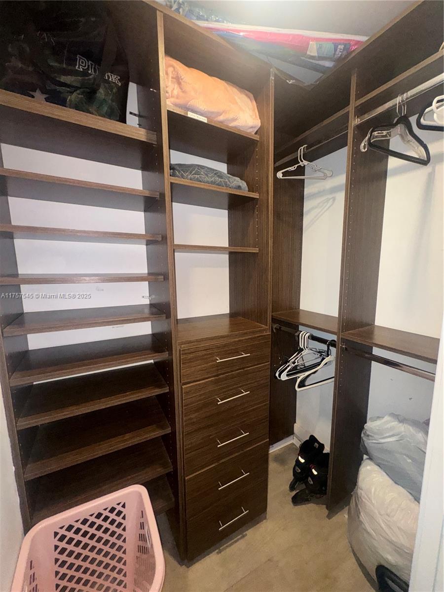 LINCOLN SUB - Residential