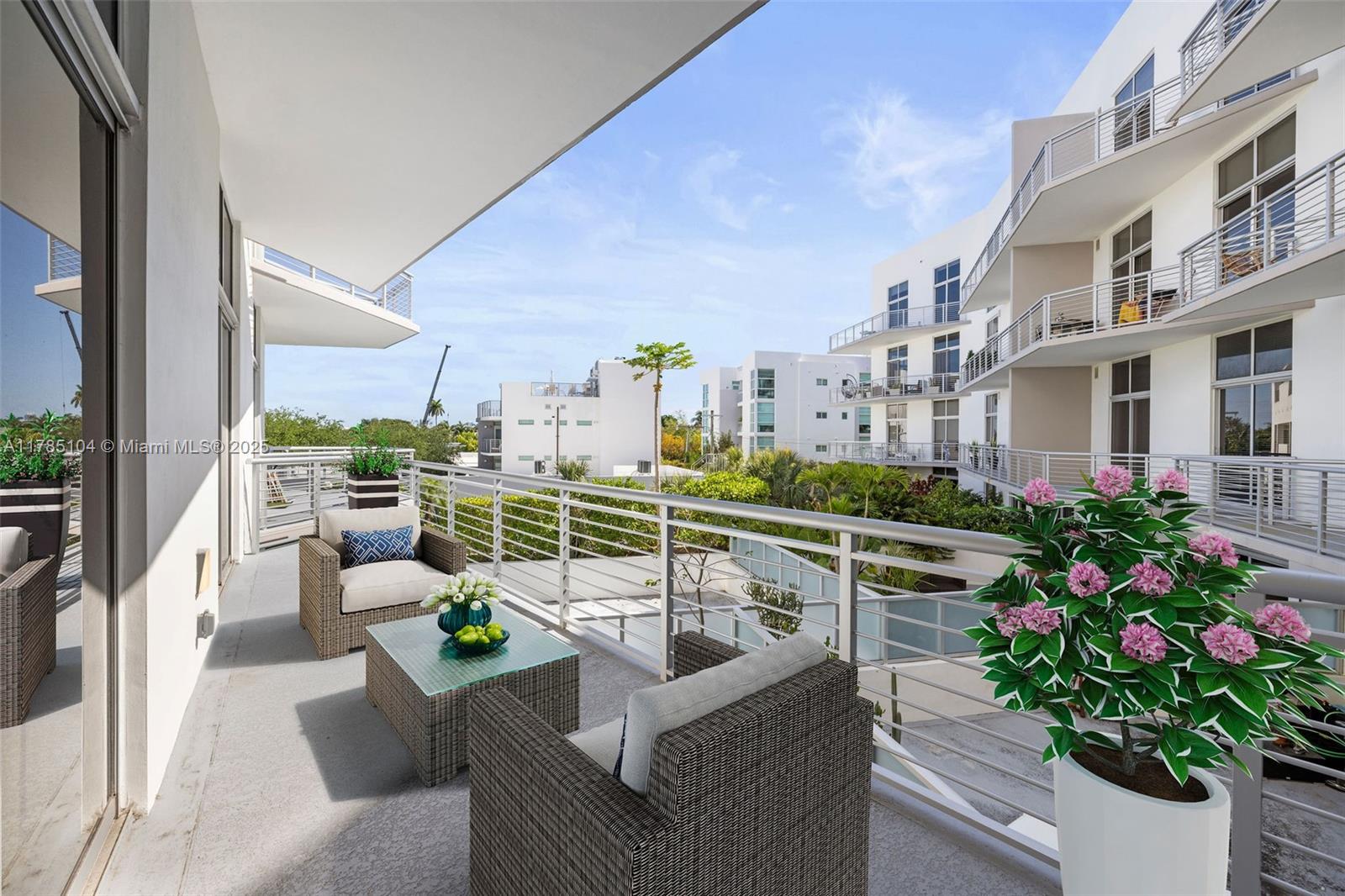 THE MERIDIAN CONDO - Residential