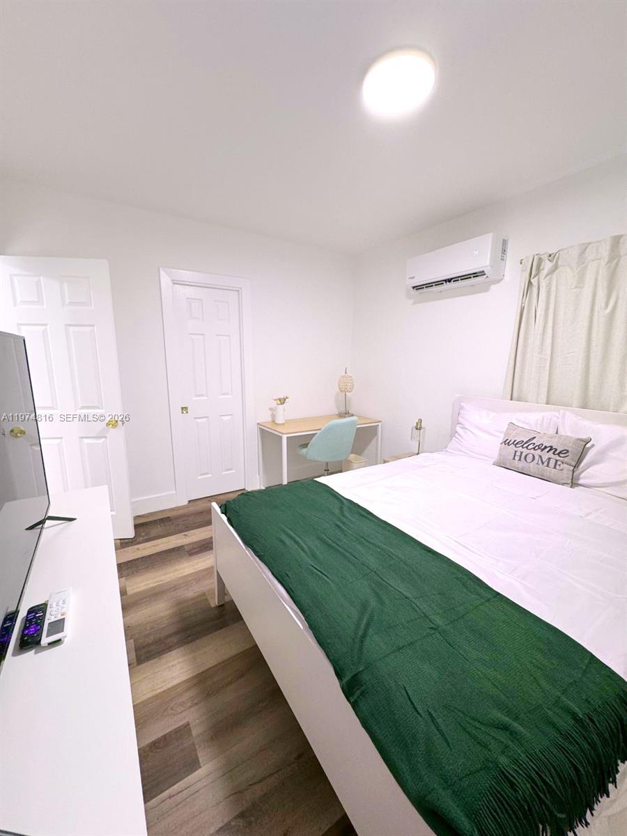 MAINARD MANOR - Residential