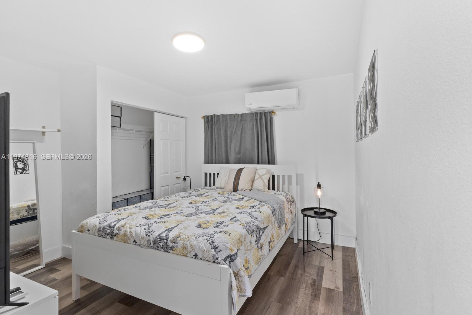 MAINARD MANOR - Residential