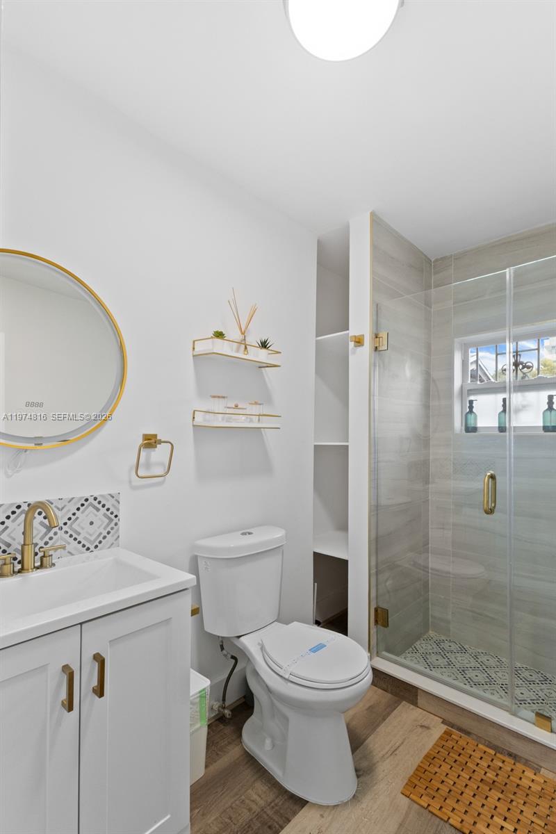 MAINARD MANOR - Residential