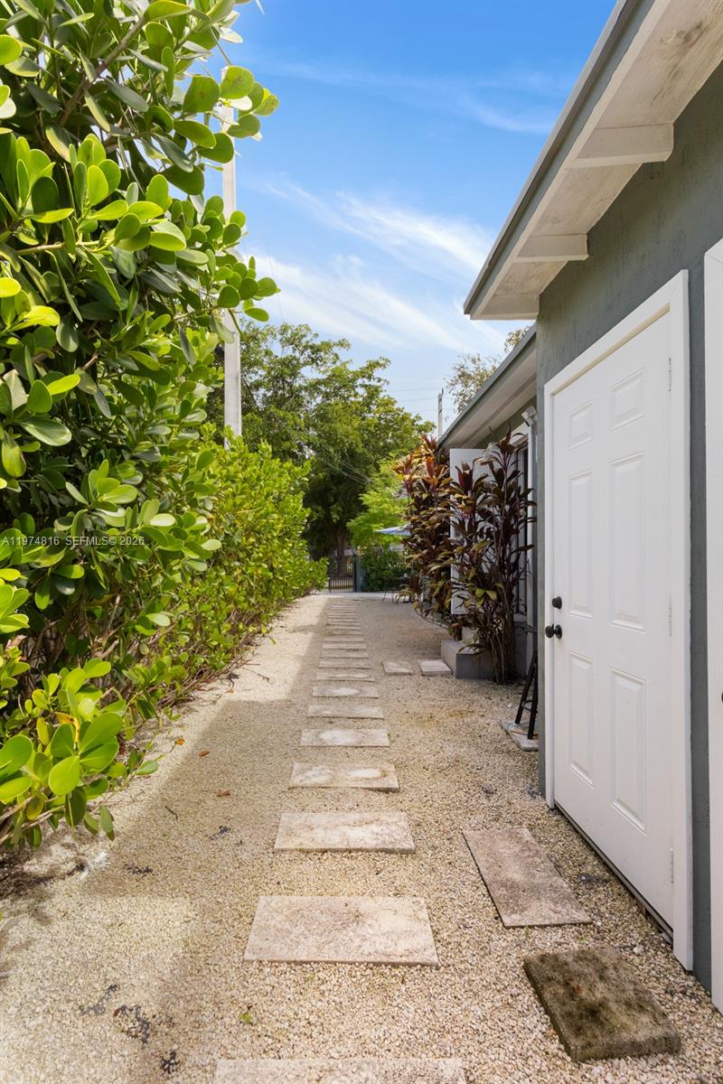 MAINARD MANOR - Residential