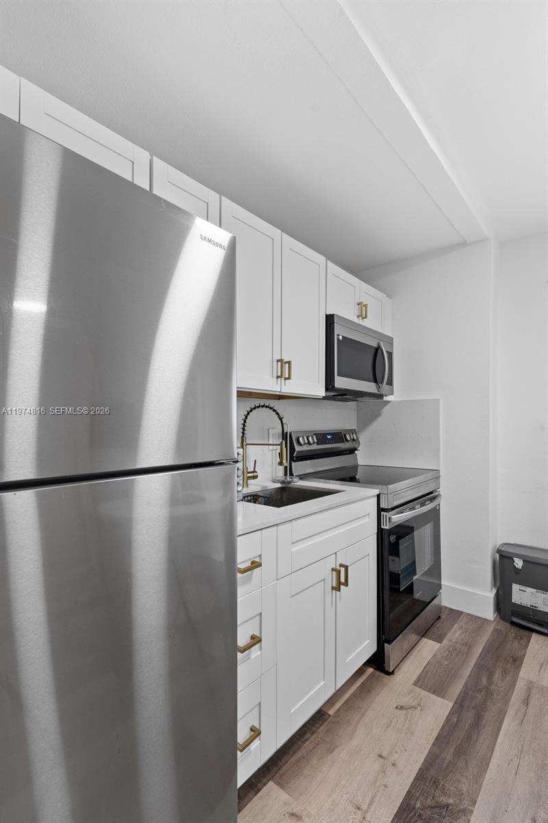 MAINARD MANOR - Residential