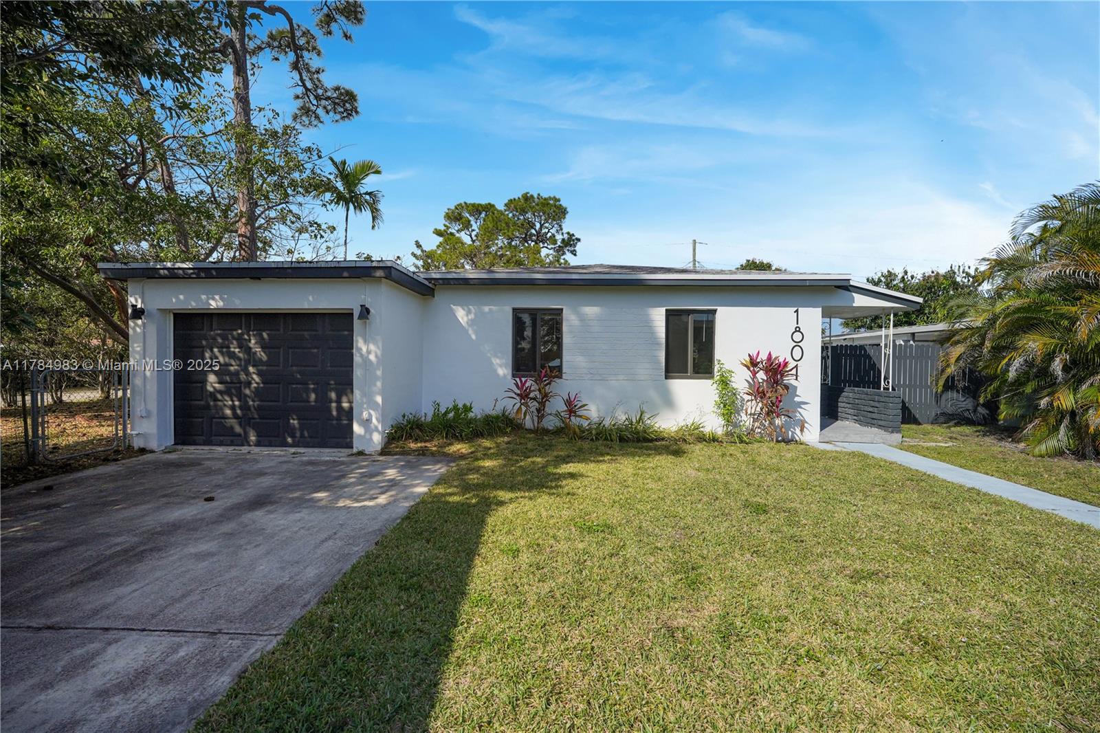 Rental Property at 1801 Ne 175th St  , North Miami Beach, Miami-Dade County, Florida - Bedrooms: 3 
Bathrooms: 1  - $3,000 MO.