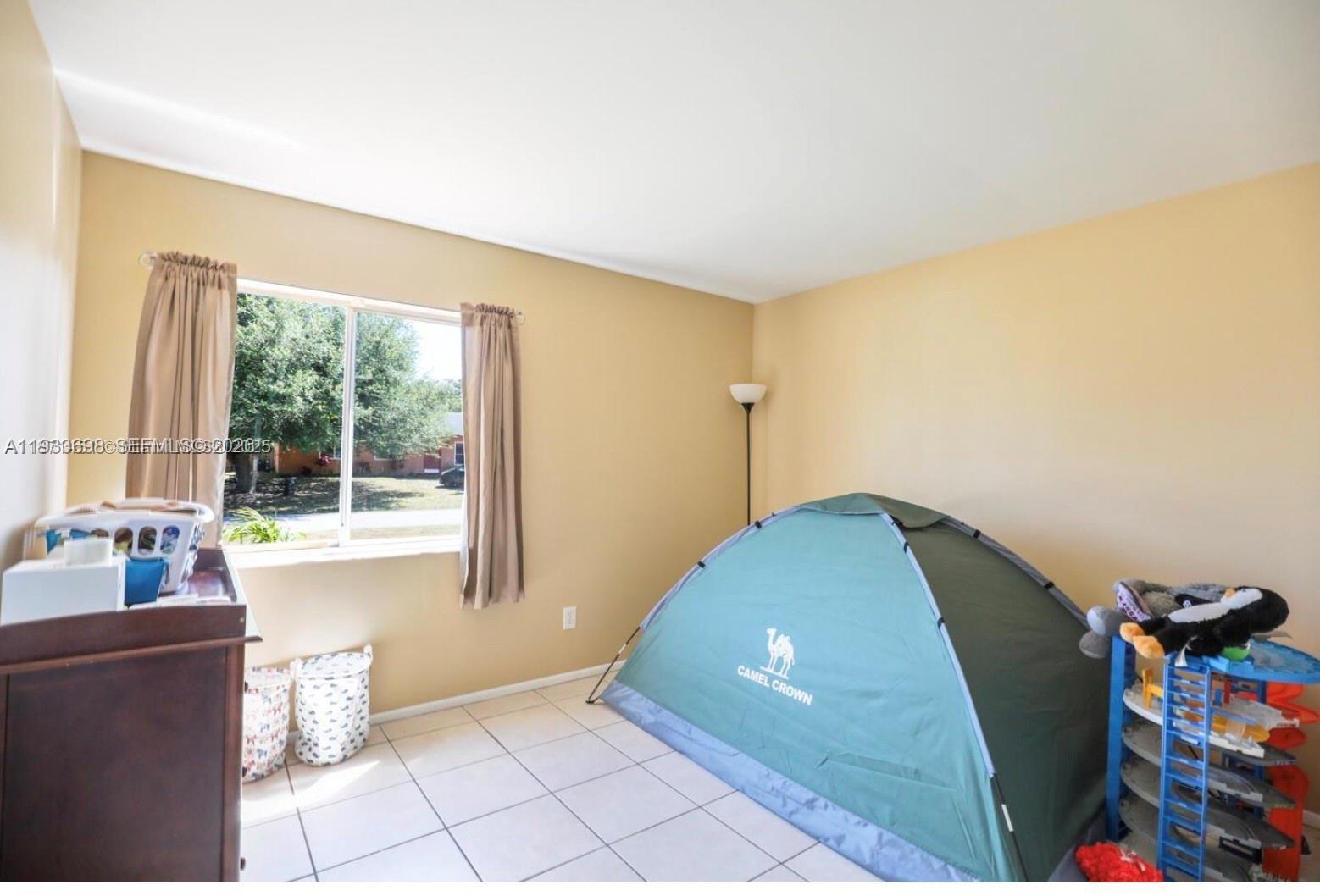 PORT ST LUCIE SECTION 41 - Residential Lease