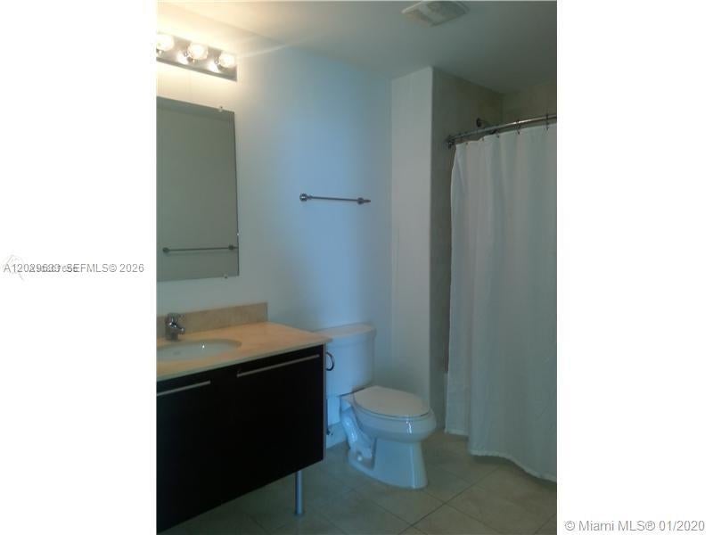 1900 N Bayshore Dr 3517