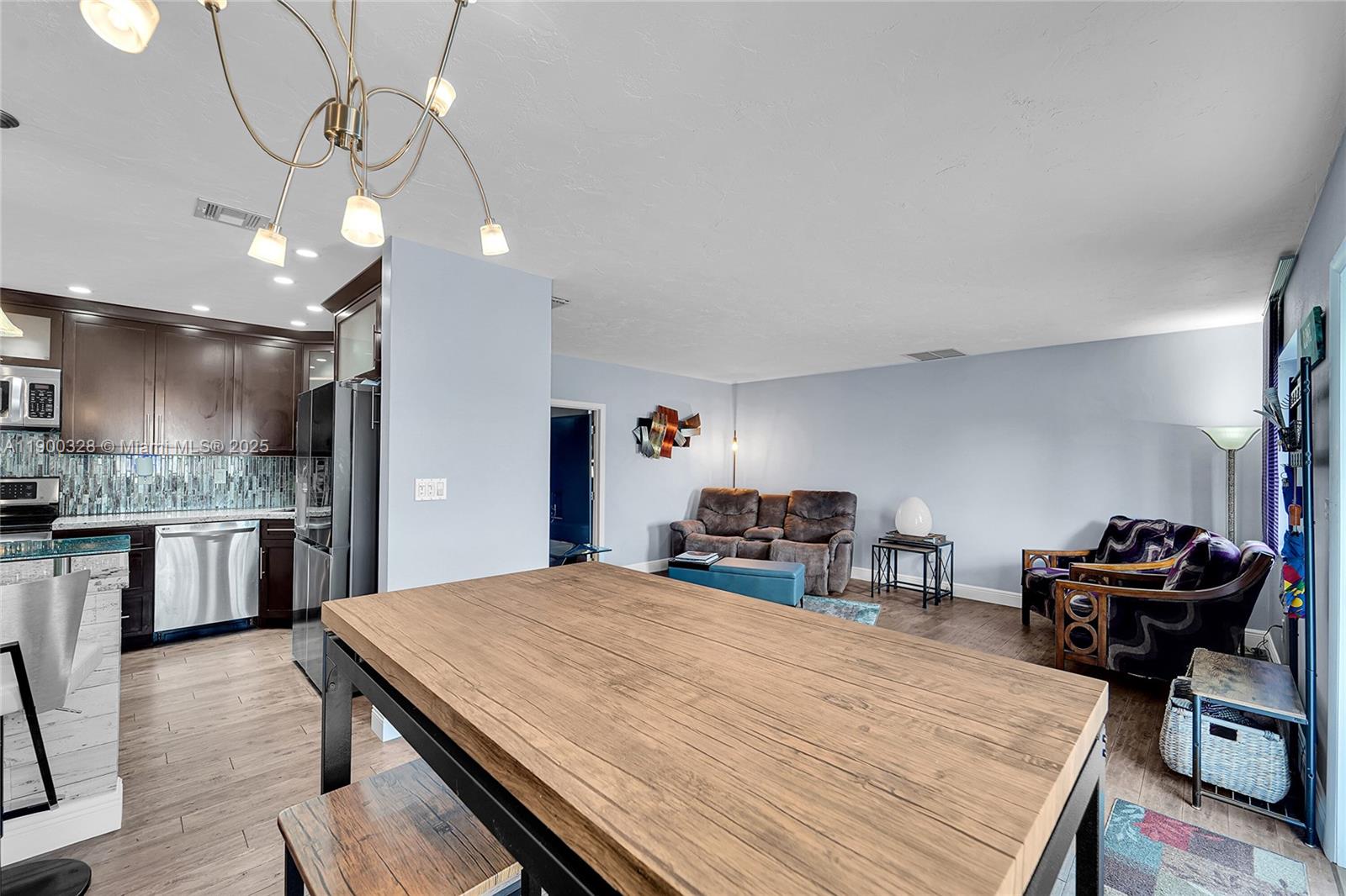 PALM SPRINGS NORTH SEC Q - Residential