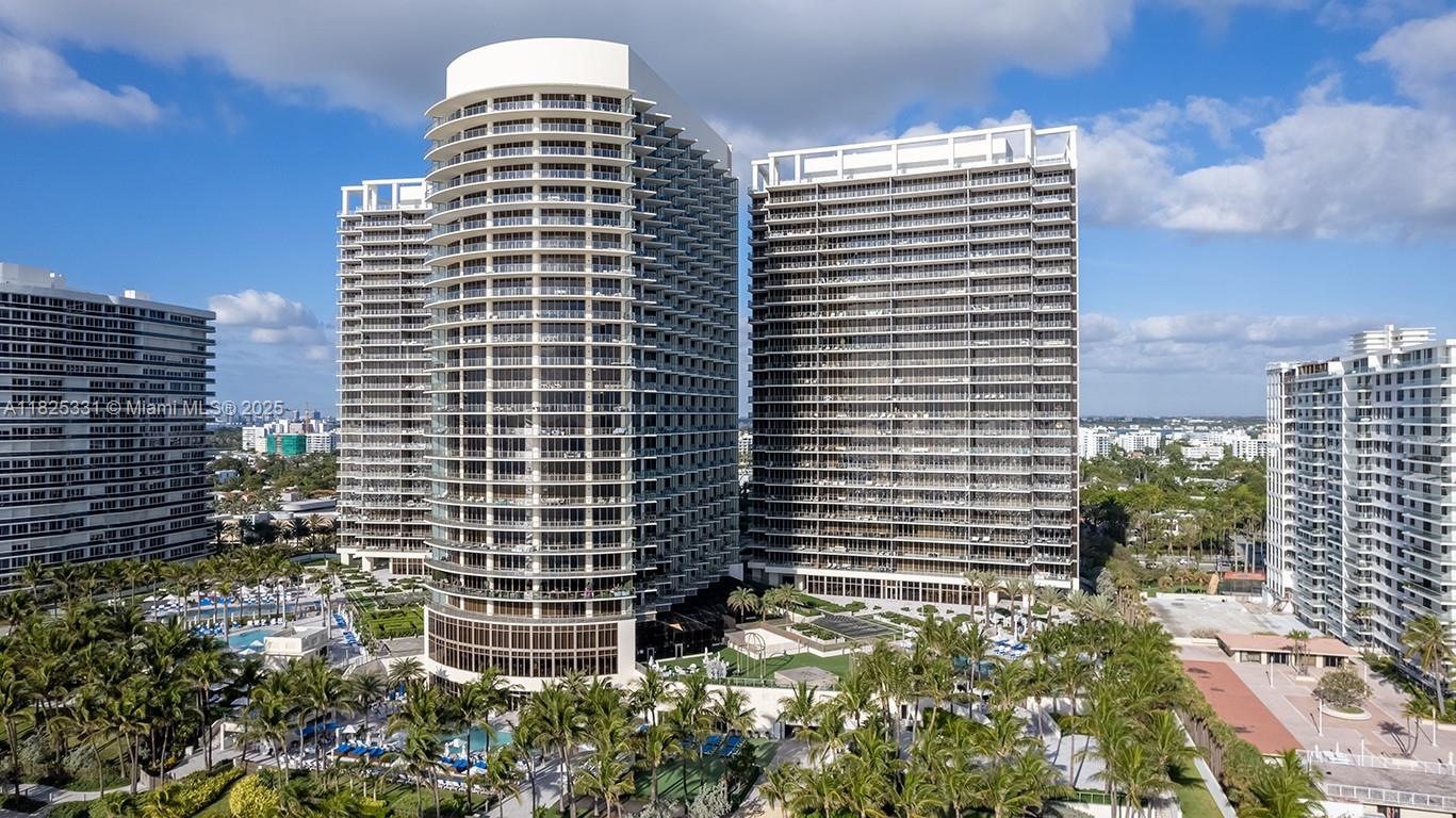 9701 Collins Ave 504S