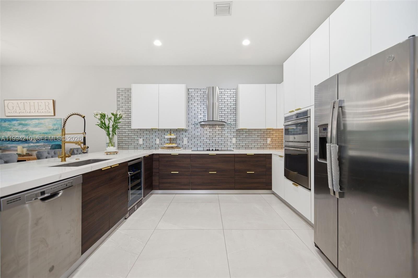 REVISED PLAT OF CANAL GRO - Residential